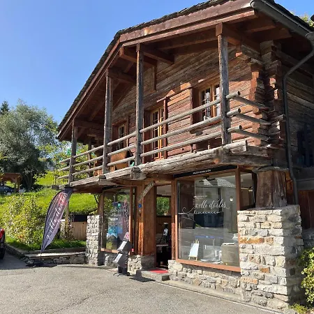 Mazot Agora - Pop-up Gallery Experience Salvan