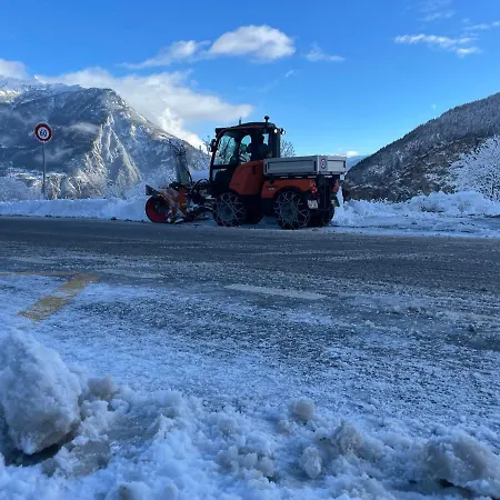 Mazot Agora - Pop-up Gallery Experience 3*