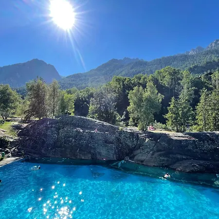 Mazot Agora - Pop-up Gallery Experience 3* Salvan