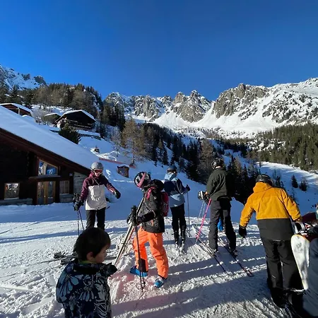 Mazot Agora - Pop-up Gallery Experience Gasthof 3*