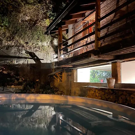 Mazot Agora - Pop-up Gallery Experience 3*