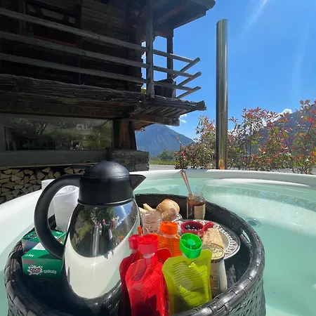 Mazot Agora - Pop-up Gallery Experience 3*