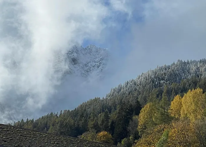 Mazot Agora - Pop-up Gallery Experience Salvan