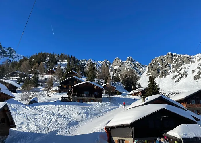 Pensjonat Mazot Agora - Pop-up Gallery Experience