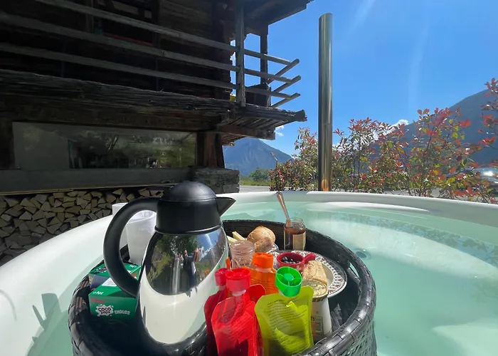 Mazot Agora - Pop-up Gallery Experience 3*