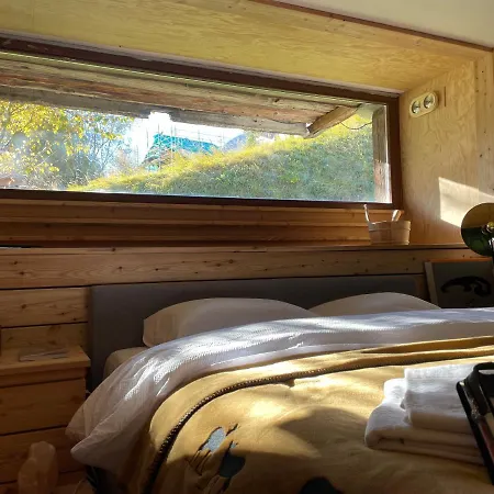 Mazot Agora - Pop-up Gallery Experience 3*