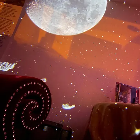 Mazot Agora - Pop-up Gallery Experience Πανσιόν Salvan